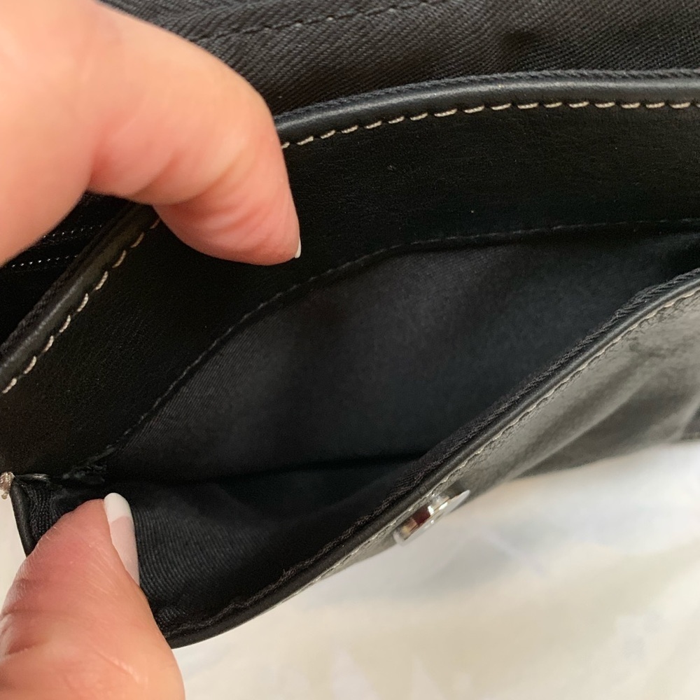 Fossil black leather crossbody - Picture 7 of 8